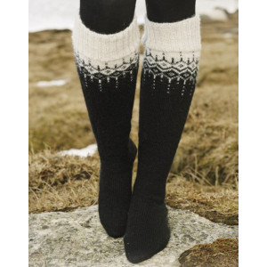 Winter Fantasy Sokken by DROPS Design - Breipatroon sokken met Scandinavisch patroon - maat 35/37 - 41/43